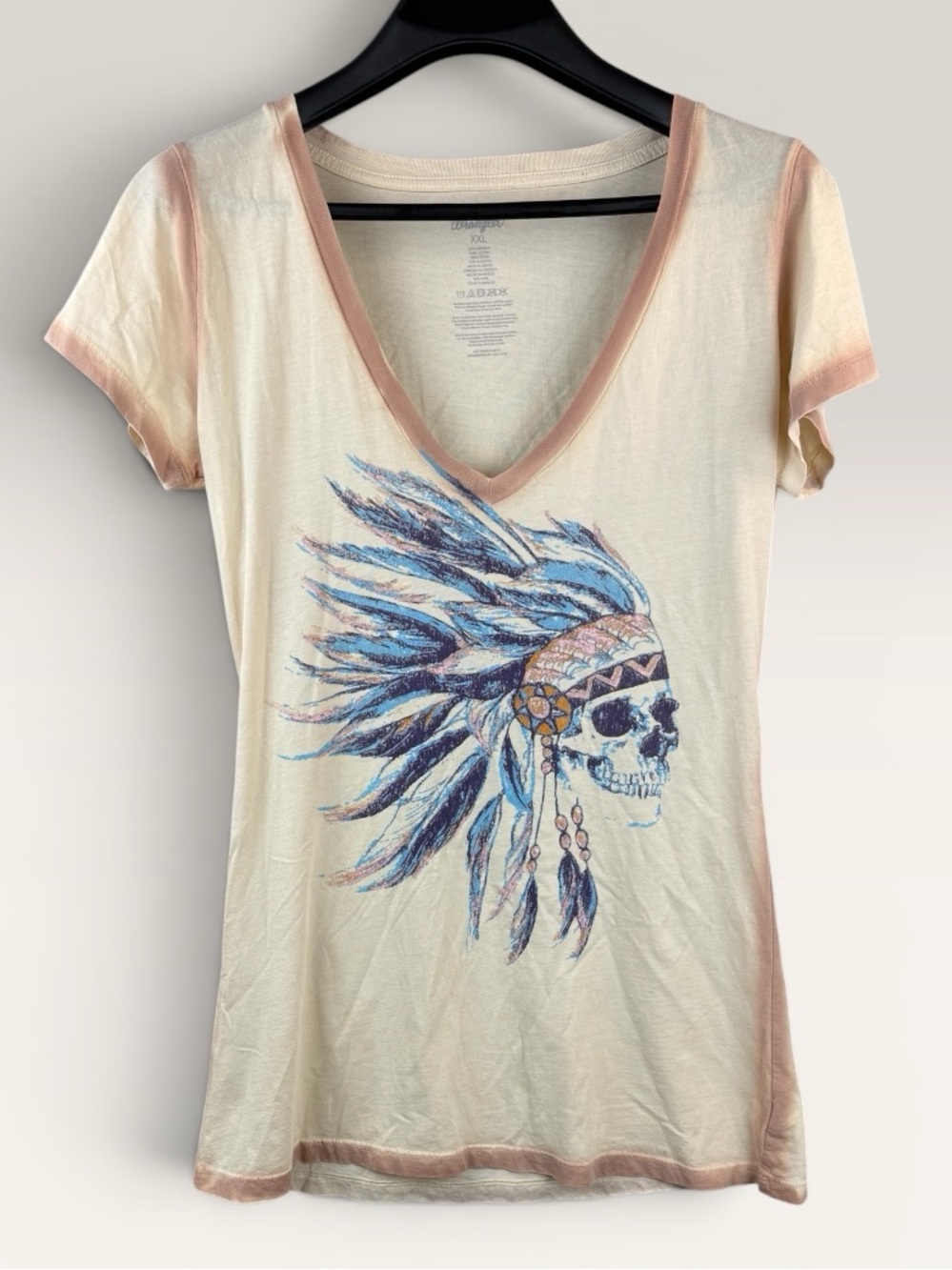 Wrangler Ivory V-Neck Tee with Blue Feather Skull XXL